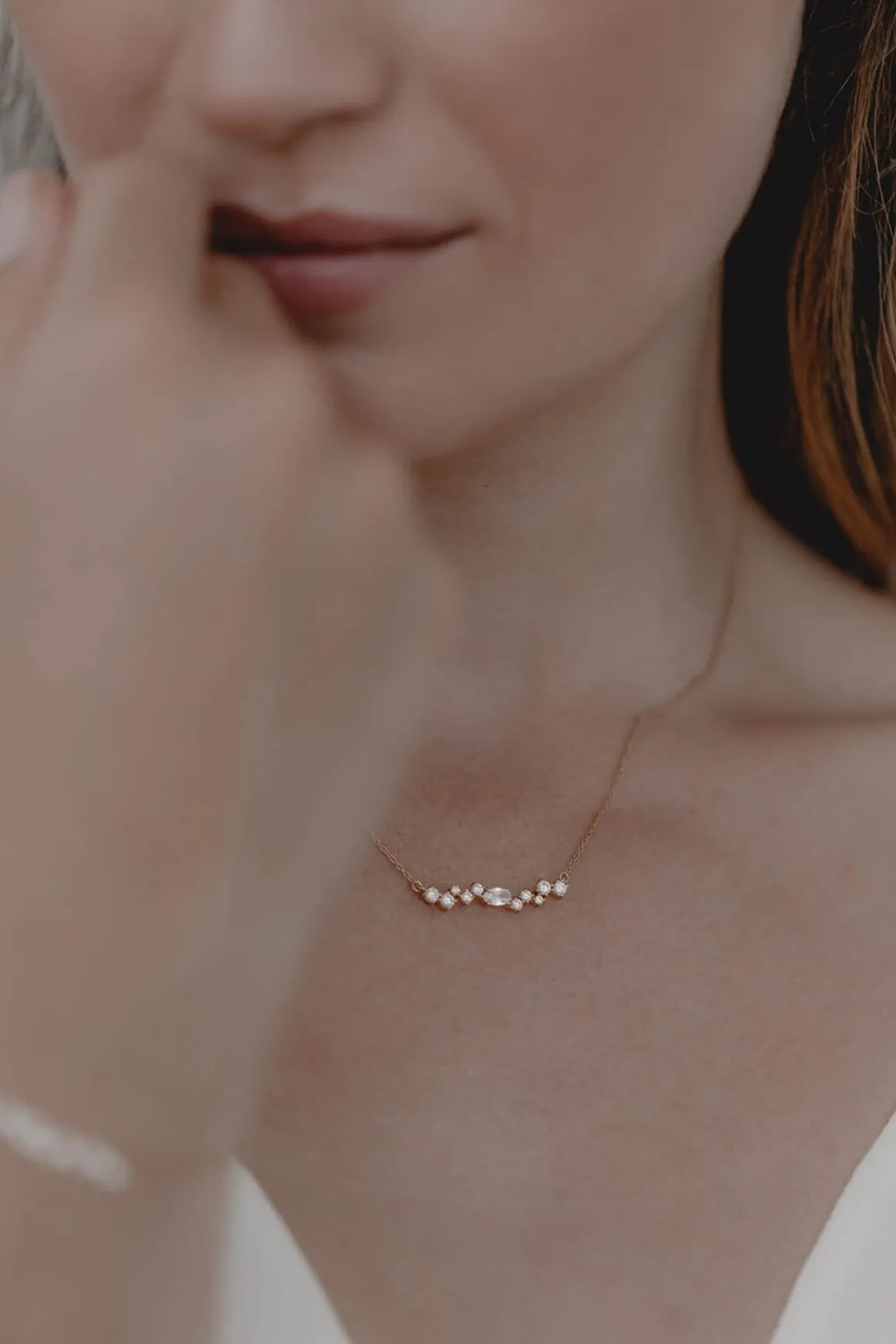 Braut Halskette mit Kristallen – Estelle