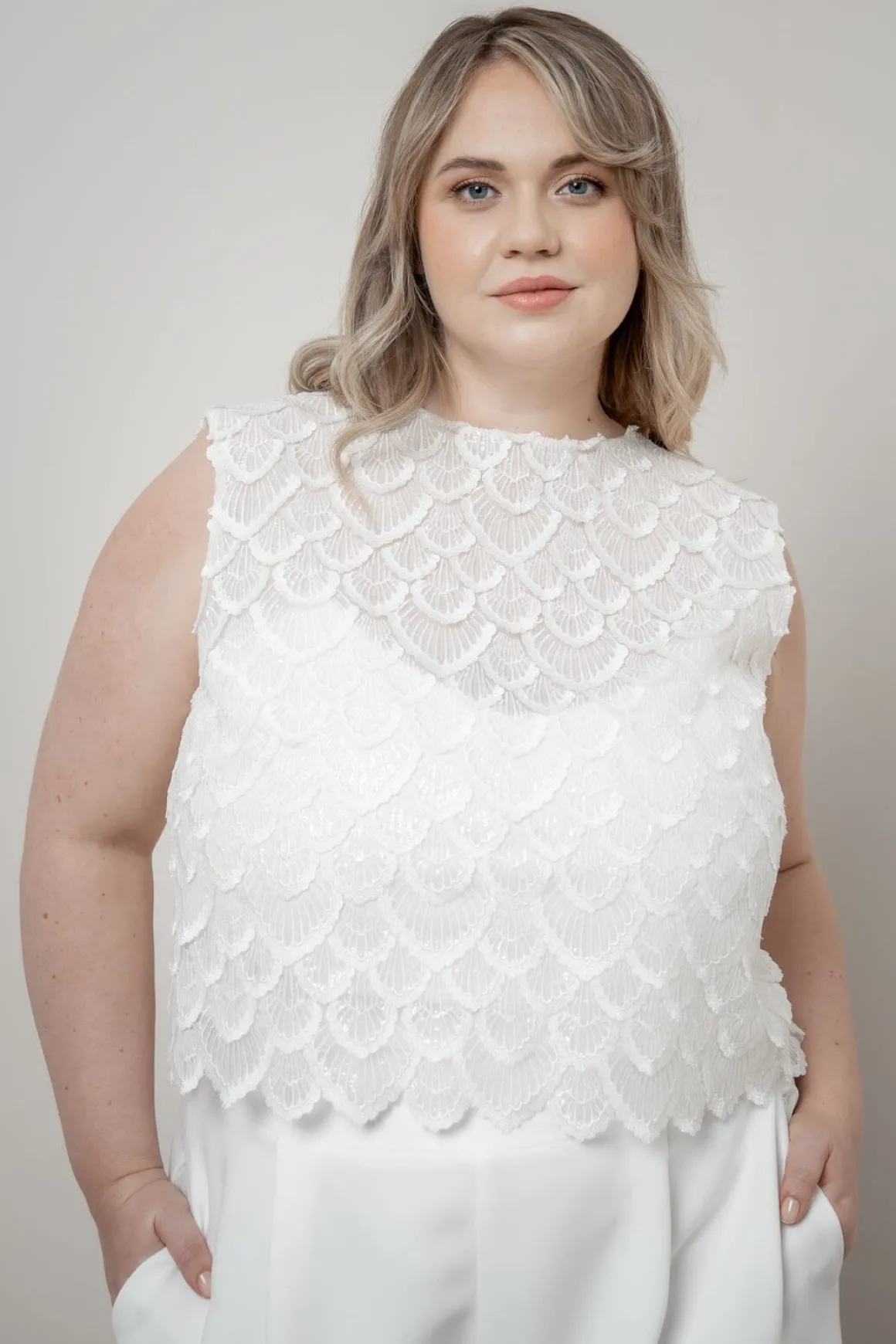 Braut Top aus Paillettenspitze – Eske noni Curvy