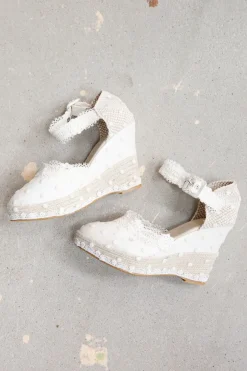 Braut Wedges mit Spitzenborten und Pünktchentüll - Lucy