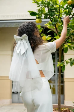 Brautschleier aus Softtüll mit Schleifen-Detail | The Perfect Bridal Company