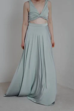 Grünes Brautjungfernkleid – Reverse Gown Sage Twobirds