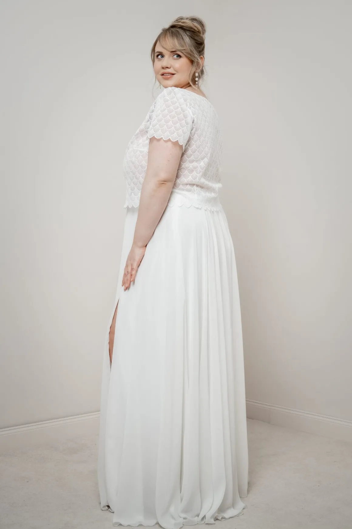 Kurzarm-Braut Top – Fanie noni Curvy