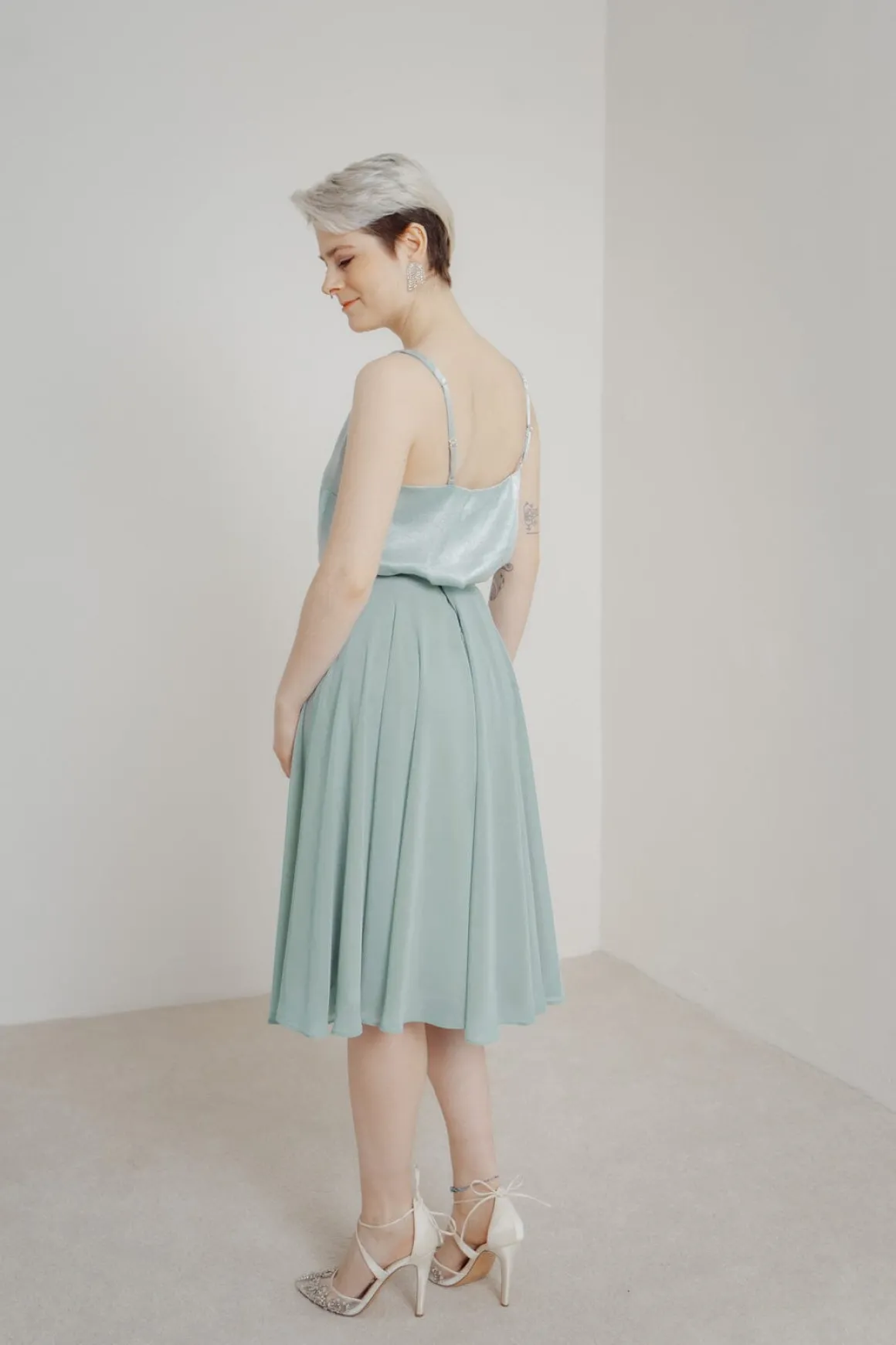 Kurzer Chiffonrock – Tulpa Mint Sanna Lindström