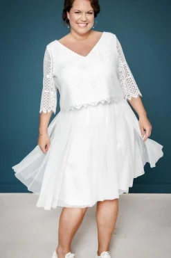 Kurzer Plus Size-Braut Rock in Ivory – Evie noni Curvy