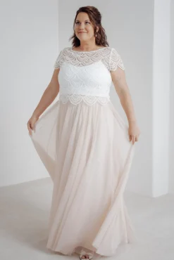 Langer Braut Rock aus fließendem Softtüll in Blush – India noni Curvy