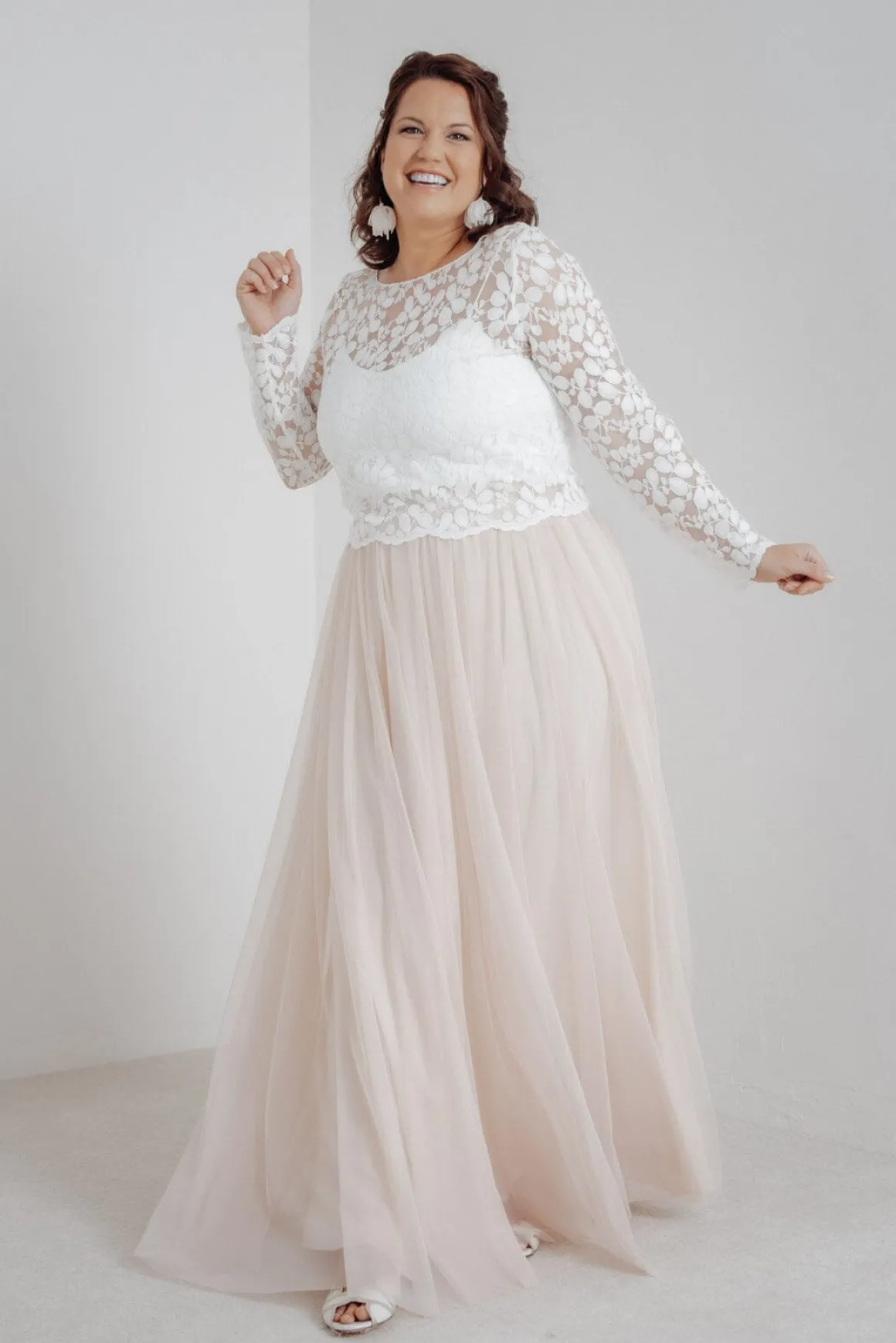 Langer Braut Rock aus fließendem Softtüll in Blush – India noni Curvy