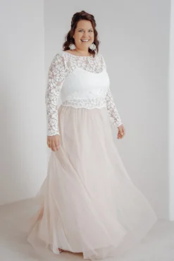 Langer Braut Rock aus fließendem Softtüll in Blush – India noni Curvy