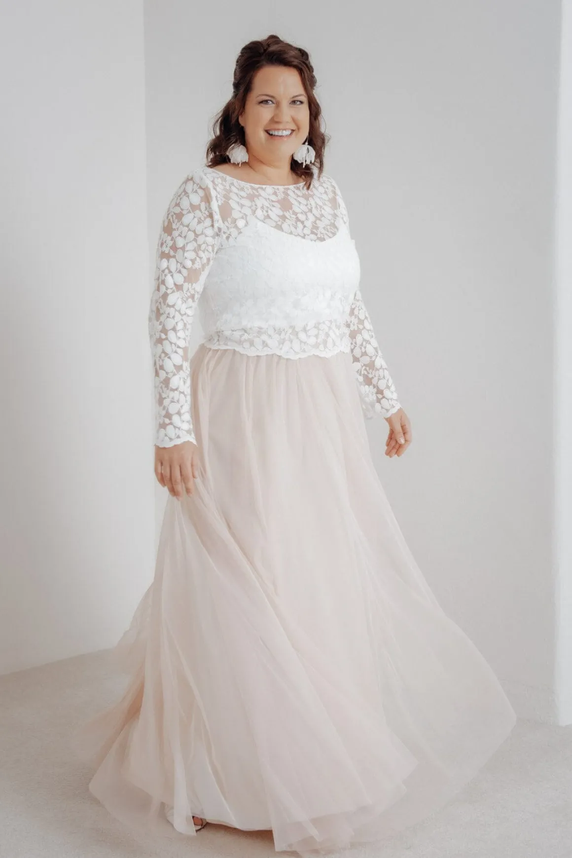 Langer Braut Rock aus fließendem Softtüll in Blush – India noni Curvy