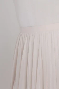 Langer Braut Rock aus fließendem Softtüll in Blush – India noni Curvy