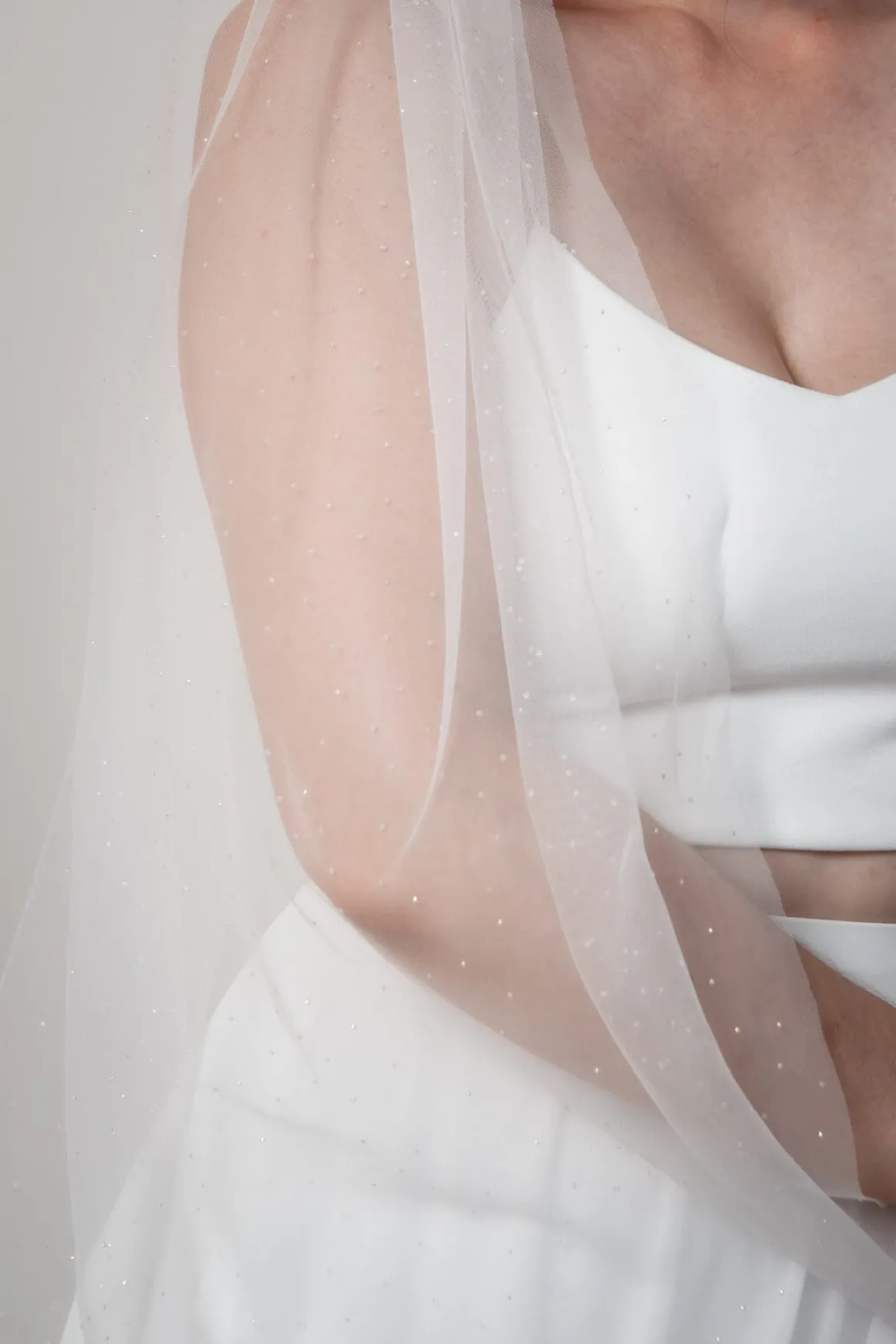 Langer, verzierter Schleier | The Perfect Bridal Company
