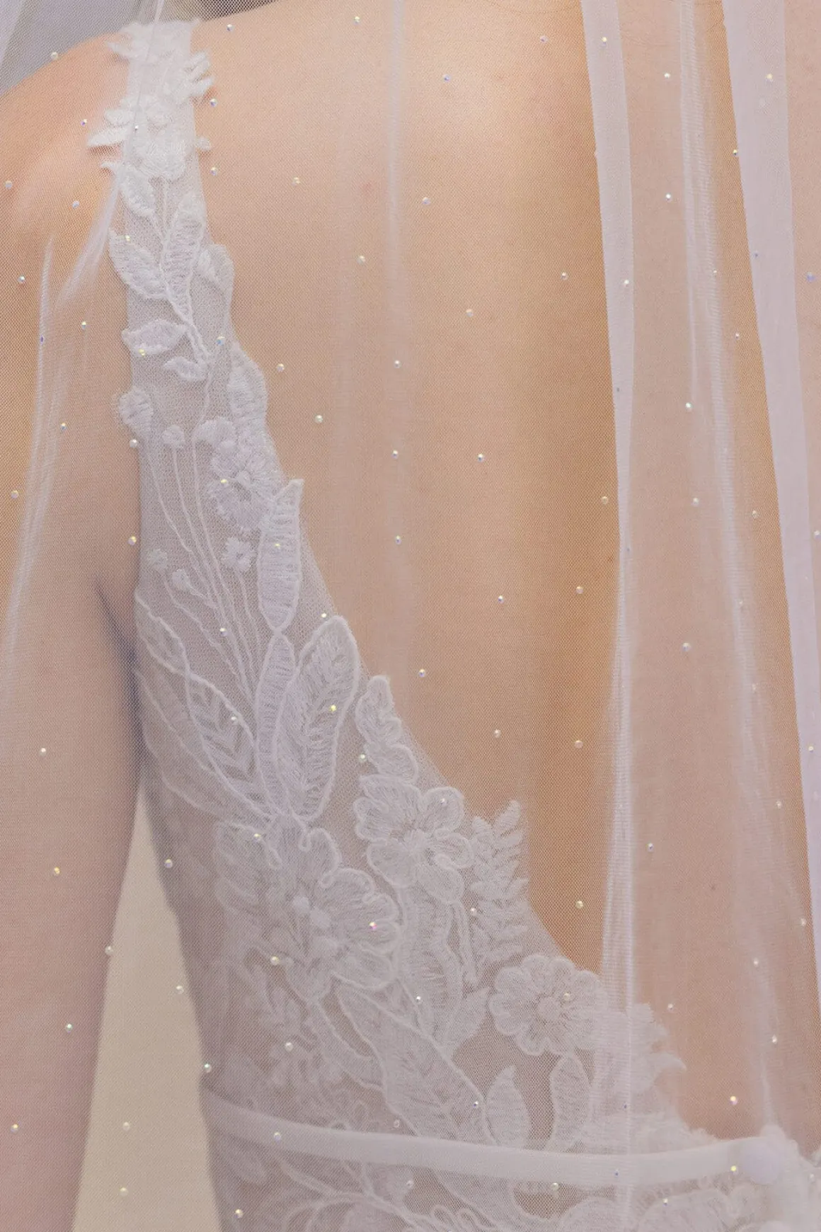 Langer, verzierter Schleier | The Perfect Bridal Company
