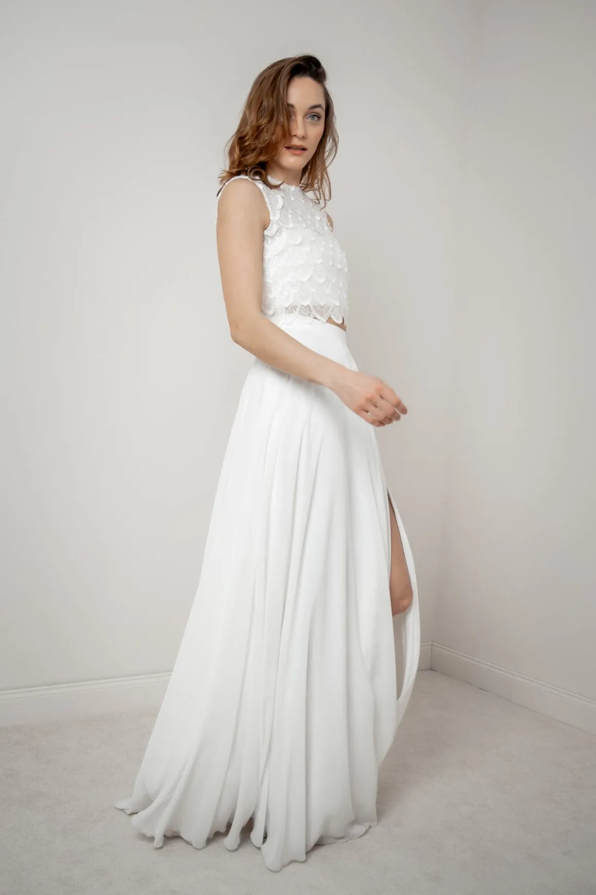 Maxi-Braut Rock in Ivory mit Beinschlitz – Jona noni