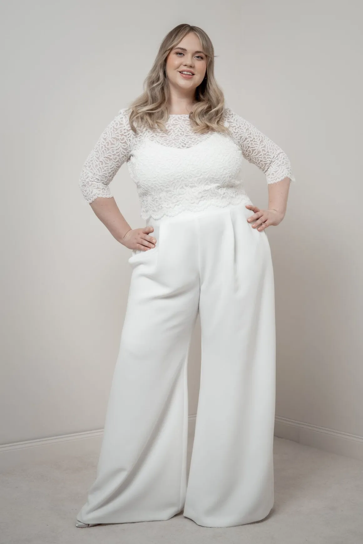Plus Size Braut Hose mit weitem Bein – Zari noni Curvy