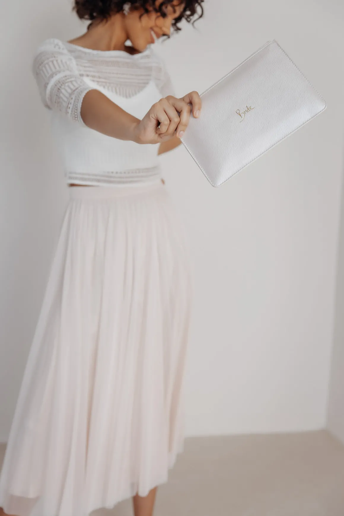 Pouch "Bride" in Metallic White – Katie Loxton
