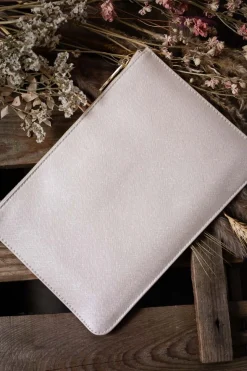 Pouch in Metallic White