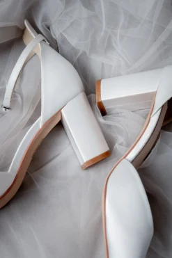 Satin-Brautschuhe in Ivory – Liberty | The Perfect Bridal Company