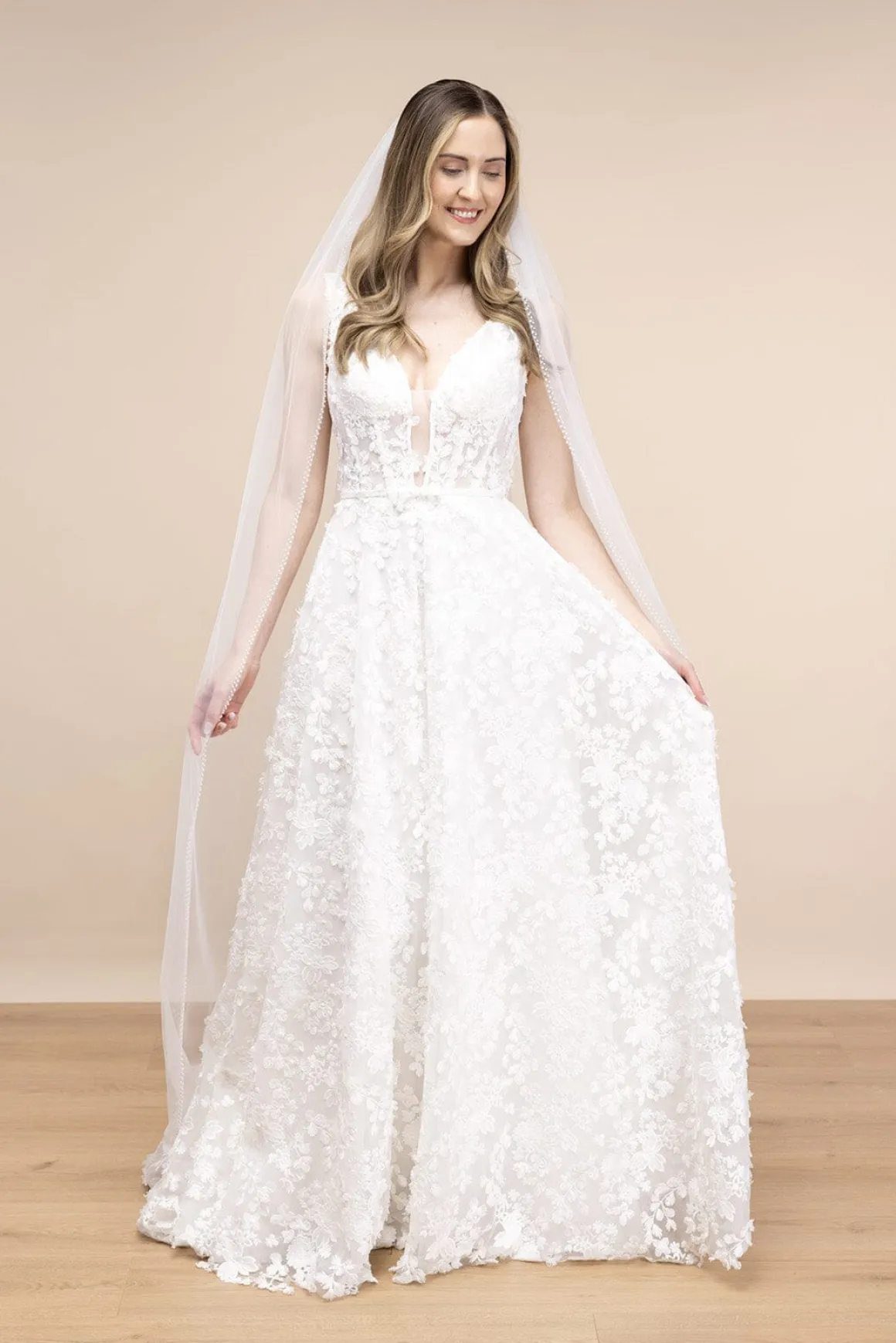Softtüll-Schleier mit Perlenborte | The Perfect Bridal Company