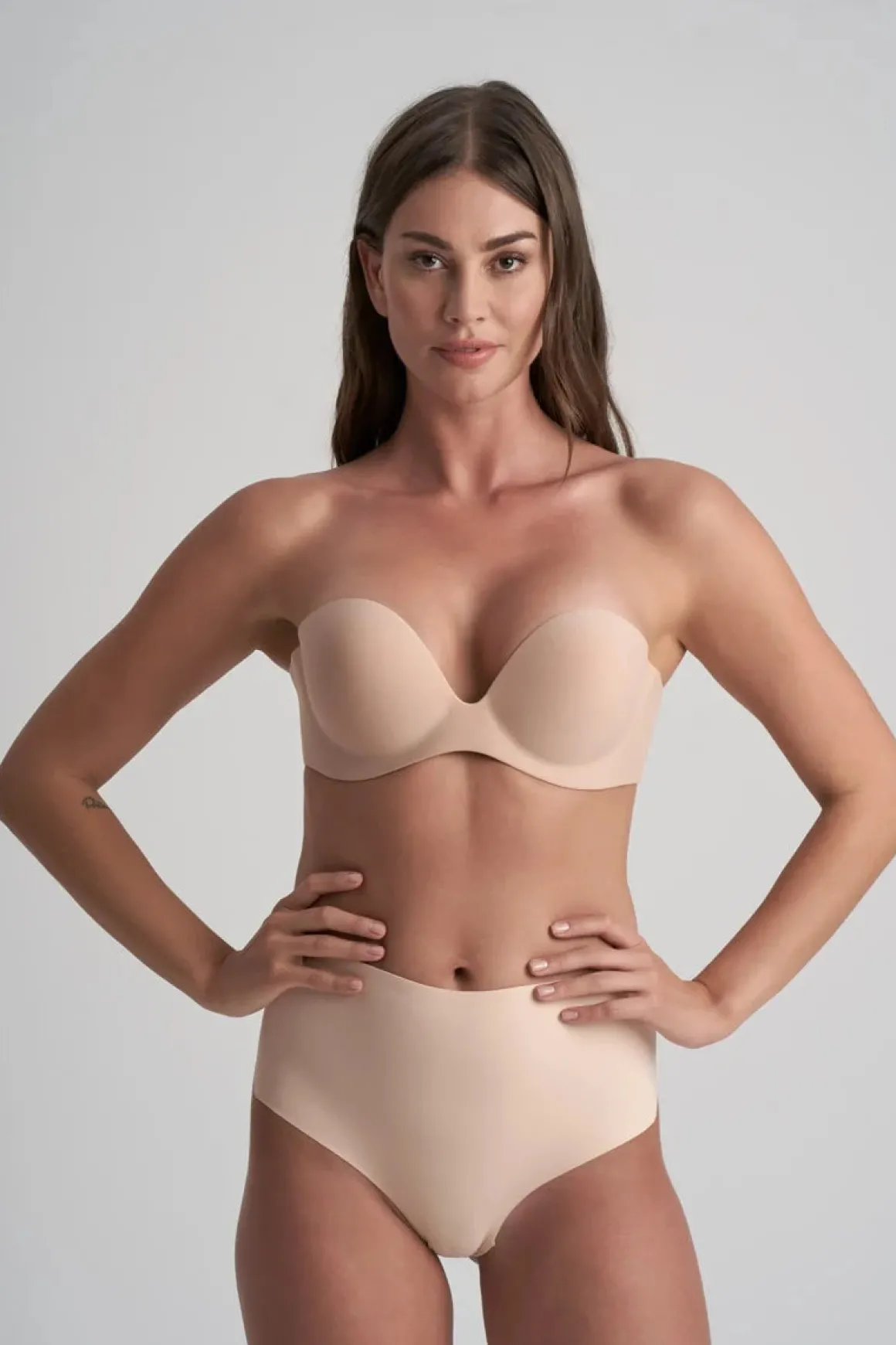 Trägerloser, klebender Gala-BH – Bye Bra