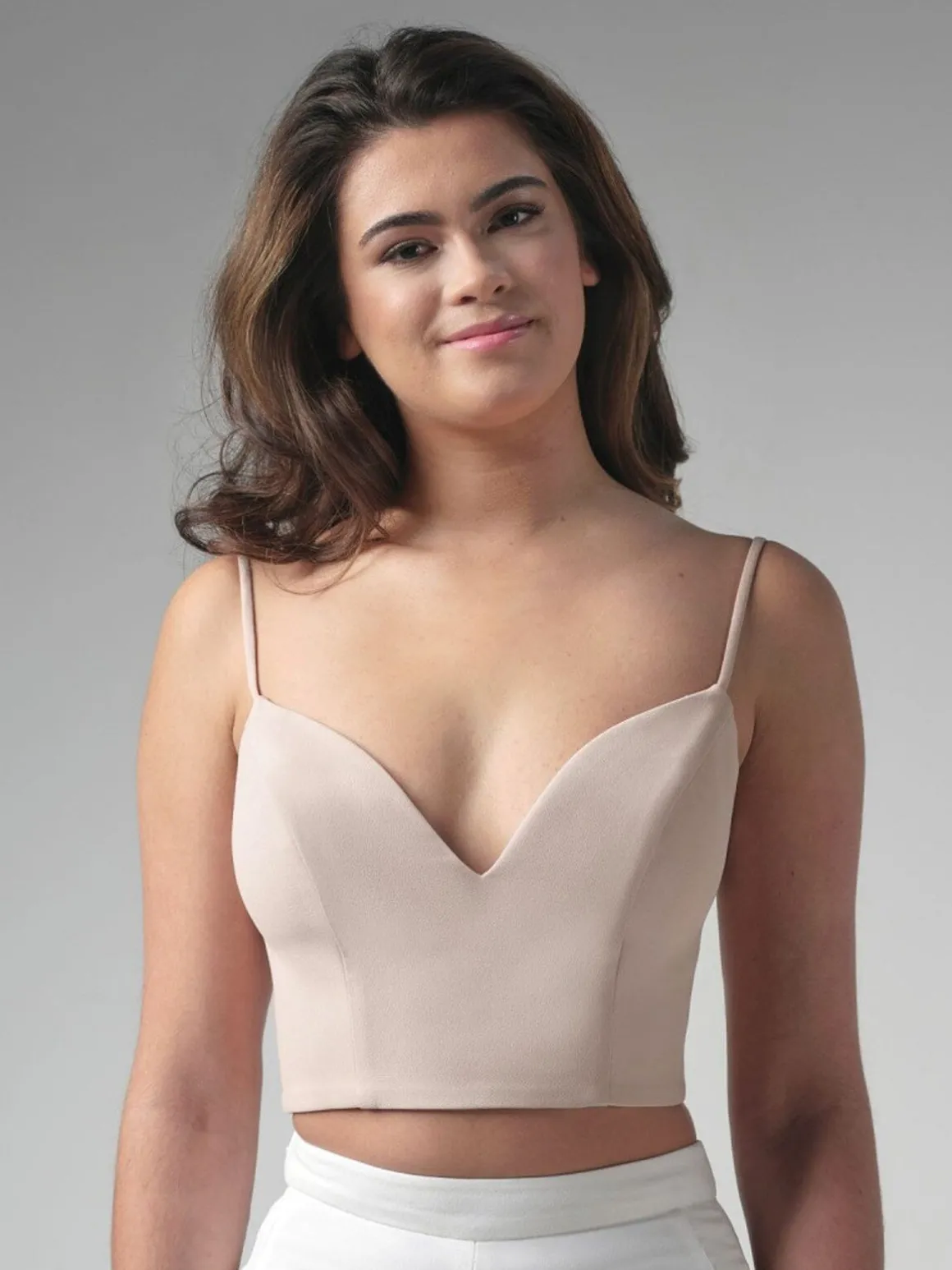 Unterziehtop in Beige mit tiefem Dekolleté