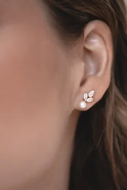 Zierliche Braut Ohrstecker mit Kristallen und Perlen - Simply Delightful